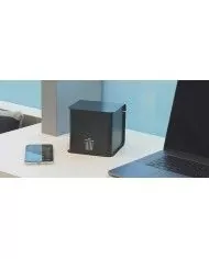 Poubelle conçu pour un usage intensif dans un cadre de bureau